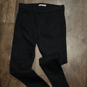 Levi’s High Rise Black Super Skinny Jeans